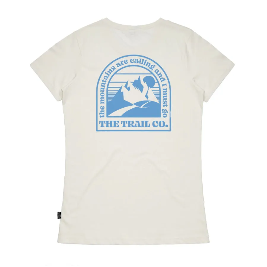 The Trail Co. Casual Tee | Mountains Calling Natural | Womens